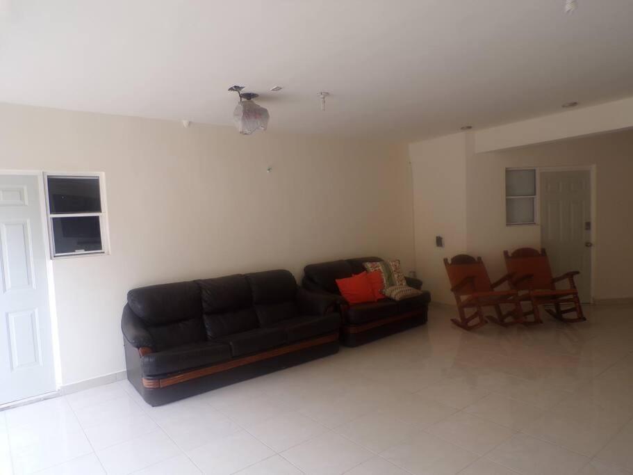 Apartamento 12 Con Dos Camas , A 200 Mts Del Vado Del Rio , Cerca Del Centro De Gobierno , Internet De Alta Velocidad Hermosillo Buitenkant foto